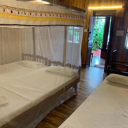 Malayalam Lake Resort Alappuzha ภายนอก รูปภาพ