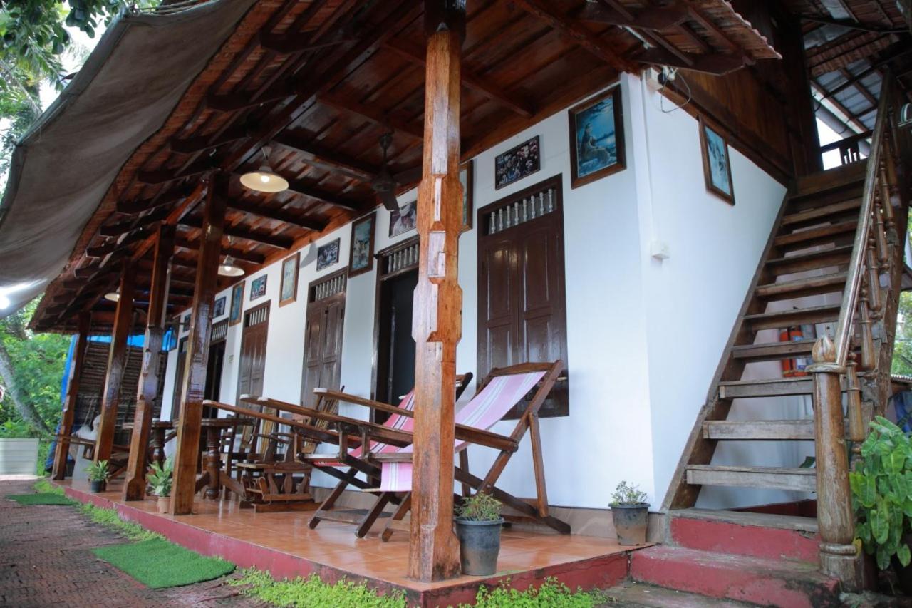 Malayalam Lake Resort Alappuzha ภายนอก รูปภาพ